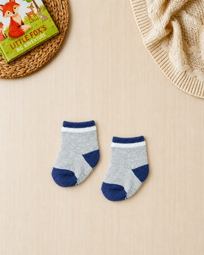 🦕 Baby Boy "Dino & Lion" Premium Gift Box – 6-Piece Boutique Starter Set